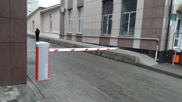 Шлагбаум Алютех Шлагбаум Алютех