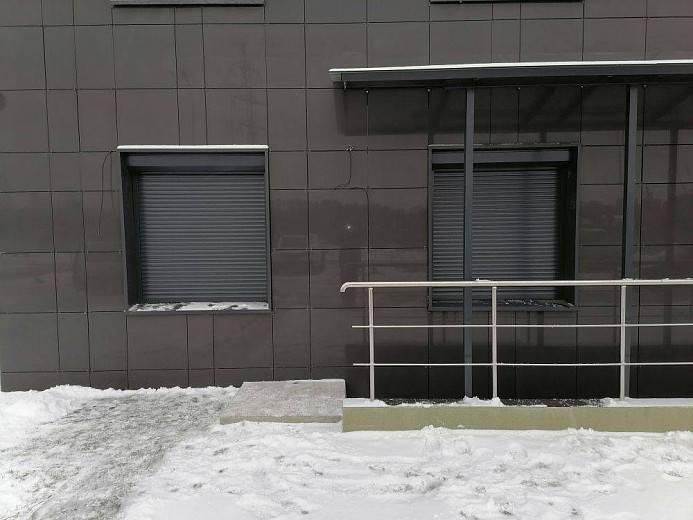 Рольставни на вход Рольставни на вход